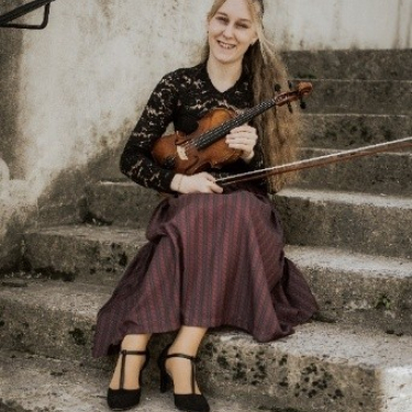 Frau Catherine Rohregger